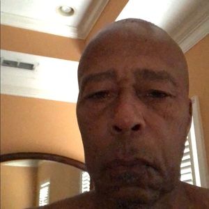 Meet your Posher, Lewis